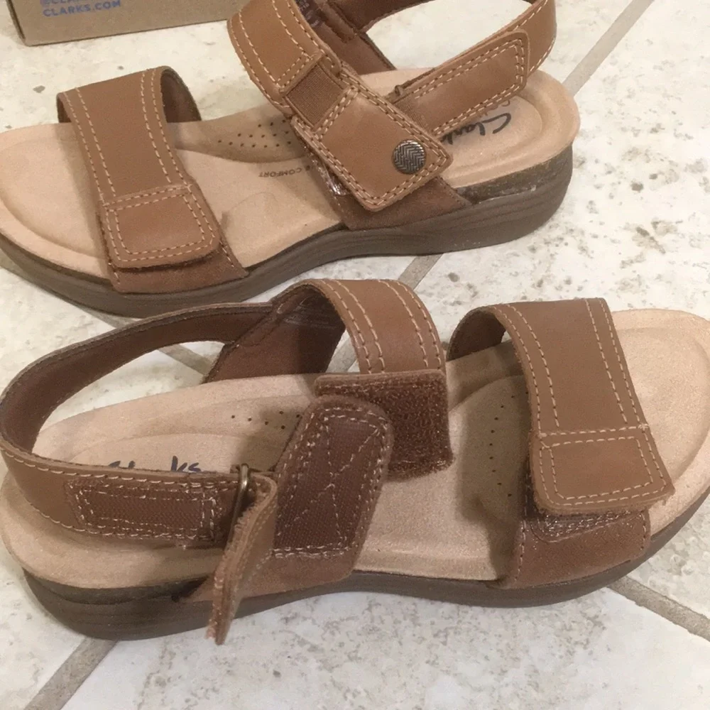 Tan/Light Brown, Clarks, Sandals (Women's 5) - Picture 9 of 11